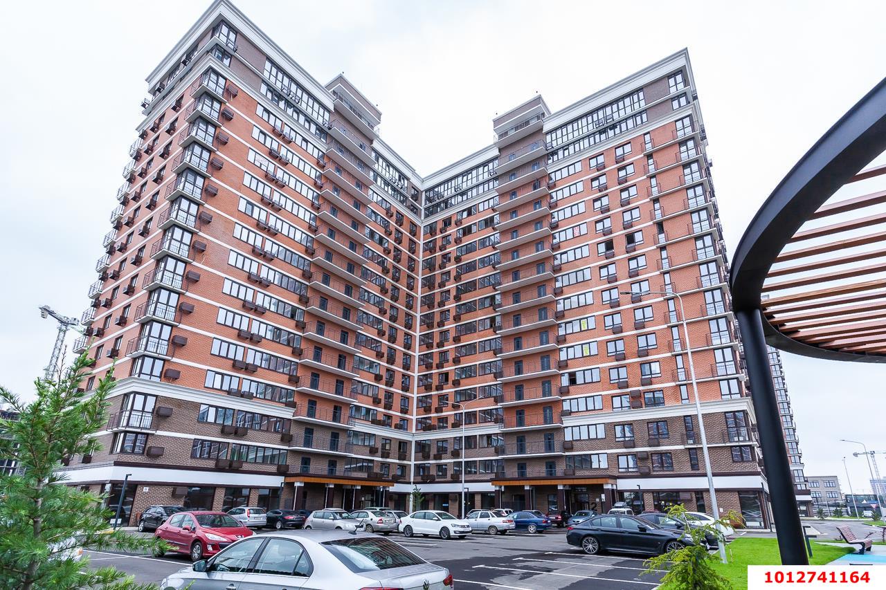 Фото №1: 3-комнатная квартира 69 м² - Краснодар, жилой комплекс Самолёт-4, Прикубанский внутригородской округ, мкр. жилой комплекс Самолёт-3, ул. Ивана Беличенко, 87