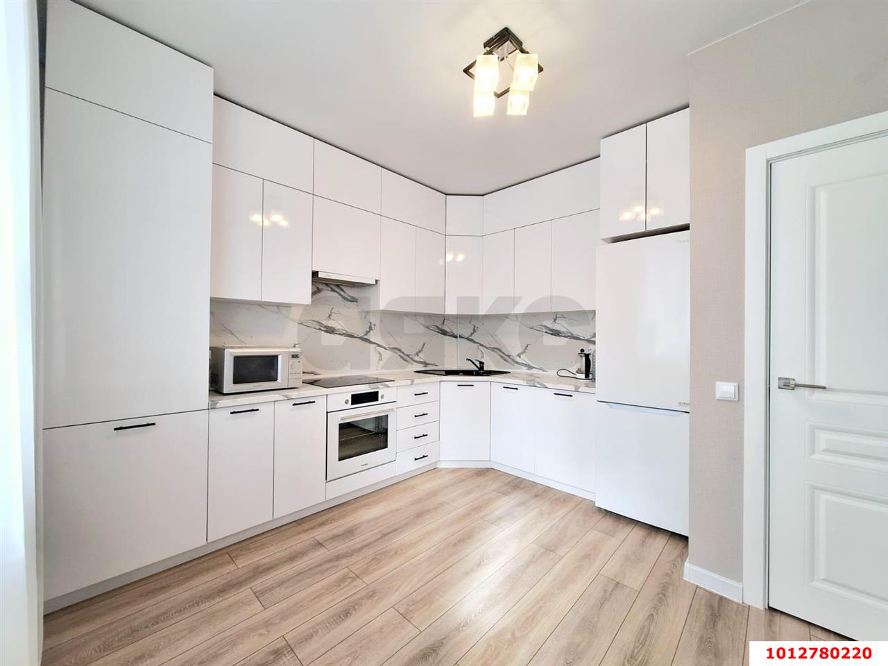 Фото №1: 2-комнатная квартира 50 м² - Краснодар, жилой комплекс Самолёт-2, ул. Западный Обход, 57к2