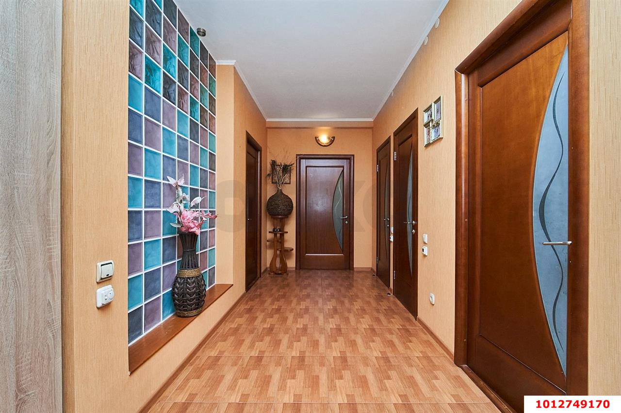 Фото №9: Дом 558 м² + 4.14 сот. - Краснодар, Прикубанский внутригородской округ, Музыкальный, ЖК Времена Года, мкр. имени Петра Метальникова, ул. Петра Метальникова, 5к1