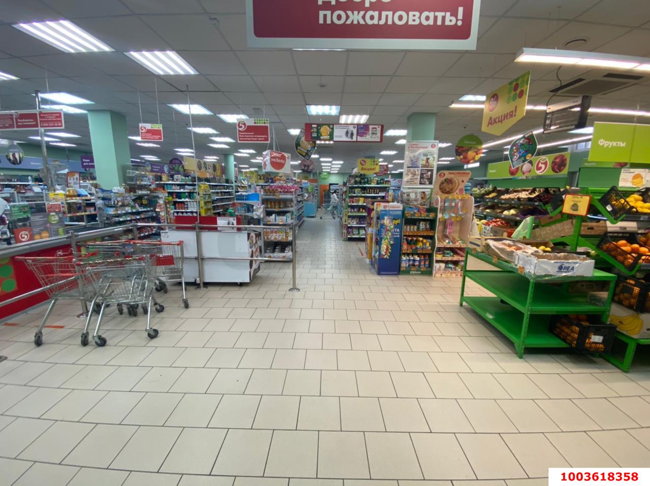 Фото №1: Отдельное здание 1870 м² - Новотитаровская, ул. Широкая, 20