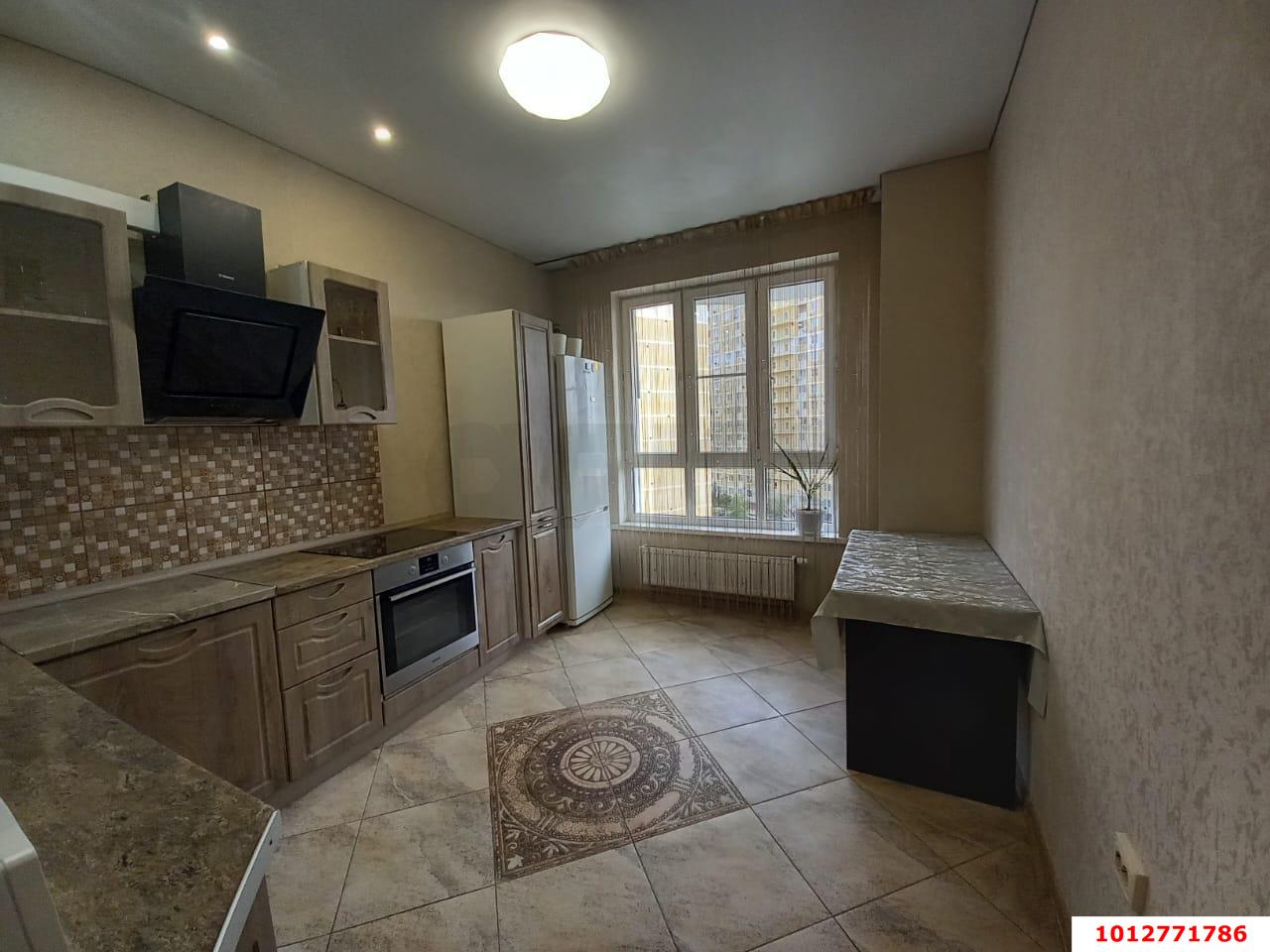 Фото №1: 2-комнатная квартира 50 м² - Краснодар, жилой комплекс Фонтаны, ул. Старокубанская, 2/23к1