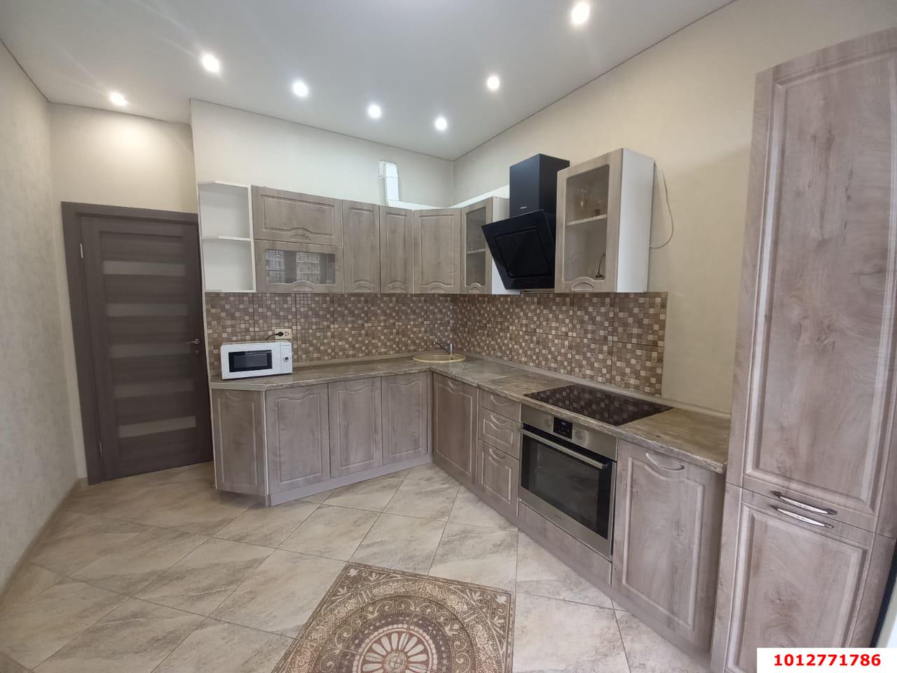 Фото №2: 2-комнатная квартира 50 м² - Краснодар, жилой комплекс Фонтаны, ул. Старокубанская, 2/23к1