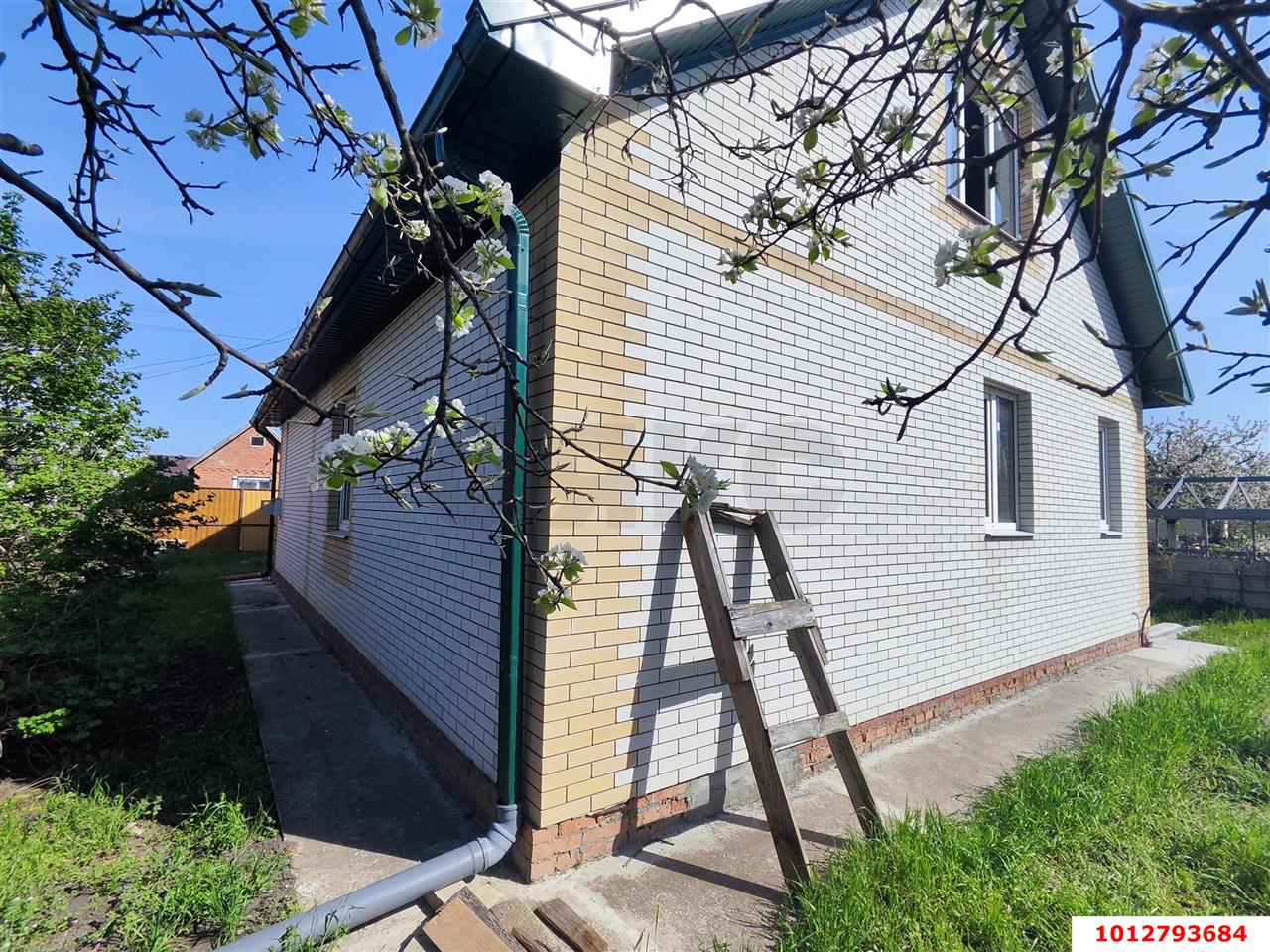 Фото №3: Дом 150 м² + 4 сот. - Знаменский, дачное товарищество Гидростроитель, ул. Северная, 35