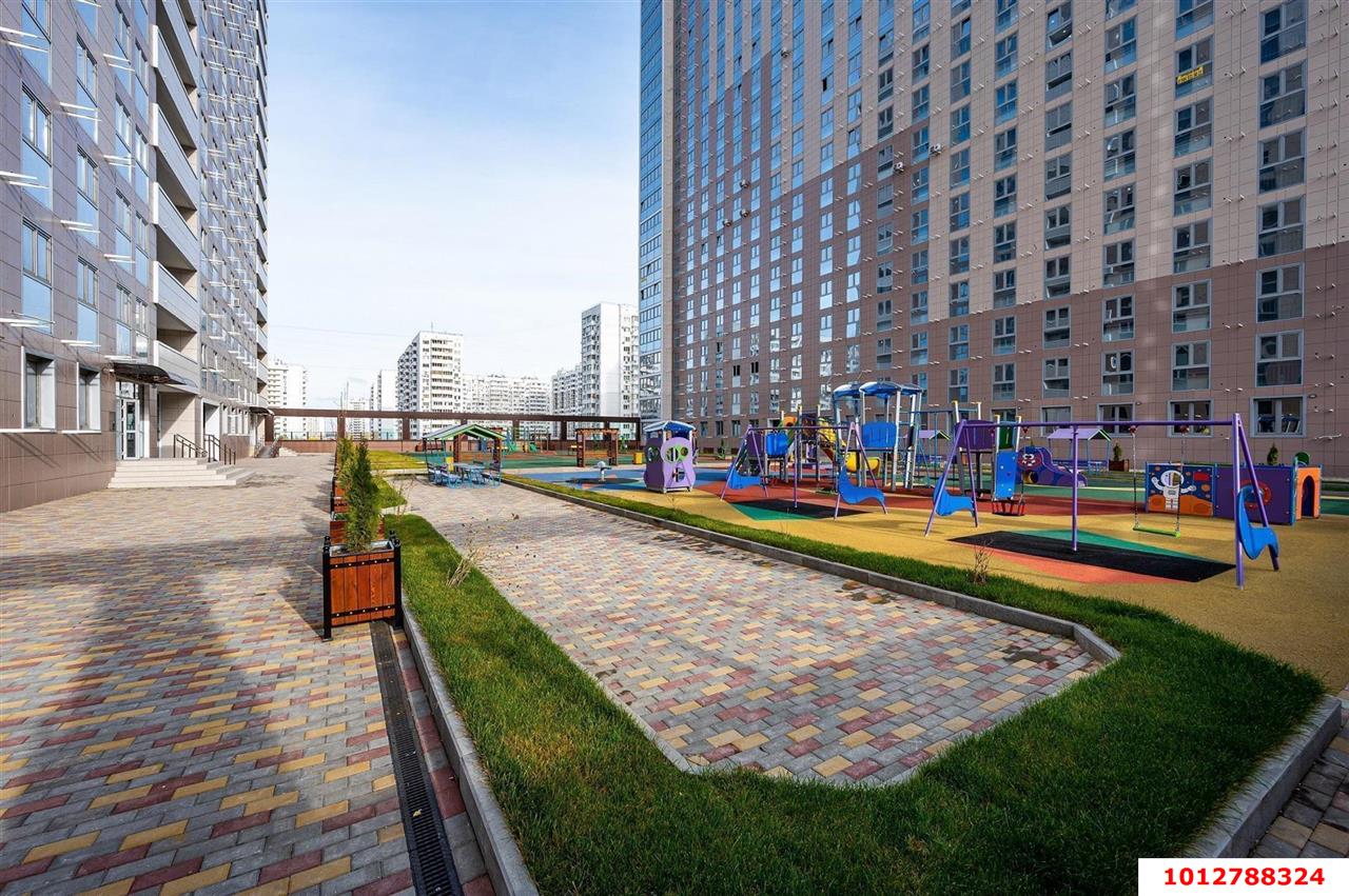 Фото №3: 3-комнатная квартира 107 м² - Краснодар, Прикубанский внутригородской округ, жилой комплекс Кубанский, мкр. Завод Измерительных Приборов, ул. Зиповская, 36