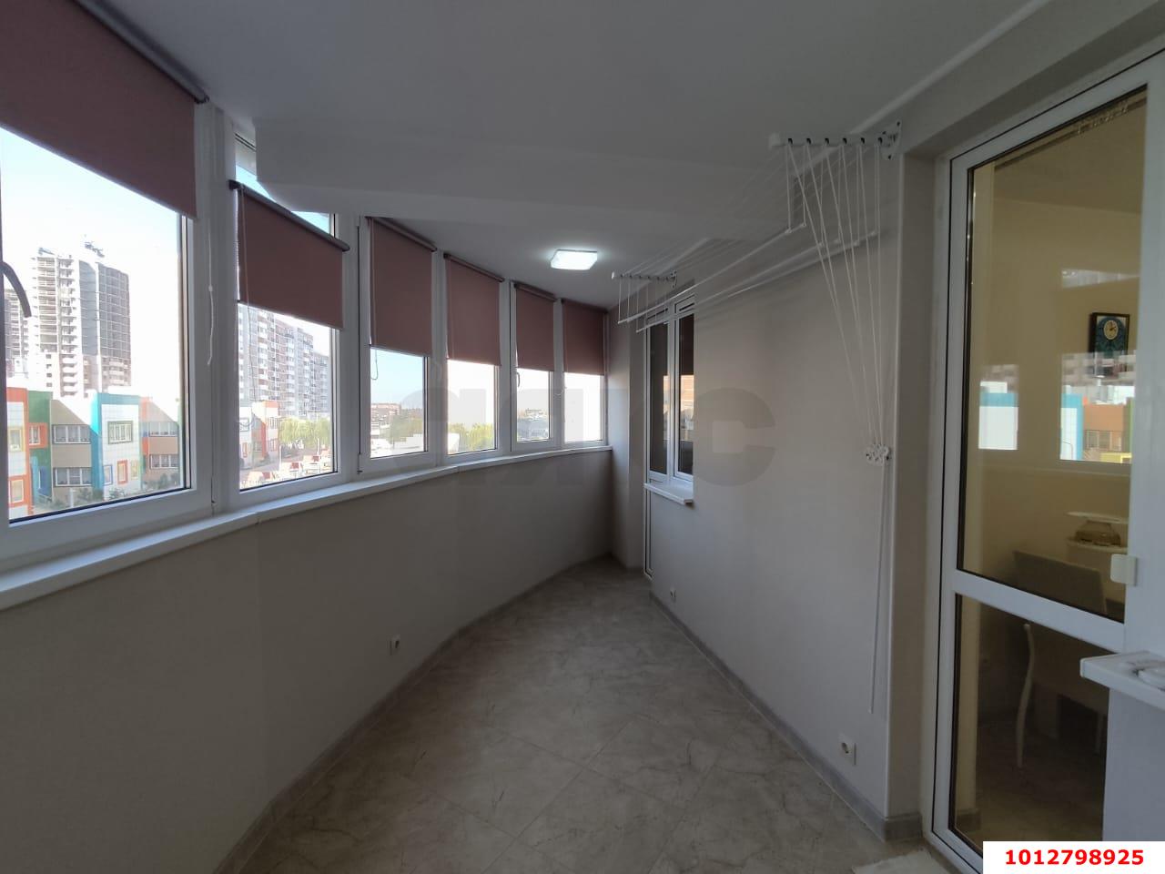 Фото №2: 2-комнатная квартира 72 м² - Краснодар, имени Петра Метальникова, ул. Цезаря Куникова, 24к2