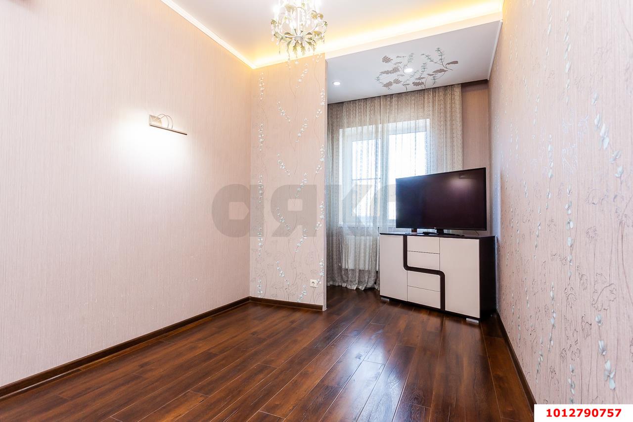 Фото №11: 2-комнатная квартира 72 м² - Краснодар, Прикубанский внутригородской округ, мкр. Музыкальный, ул. Гомельская