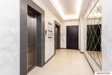 Фото №1: 1-комнатная квартира 43 м² - Краснодар, мкр. жилой комплекс Версаль, ул. Черниговская, 1
