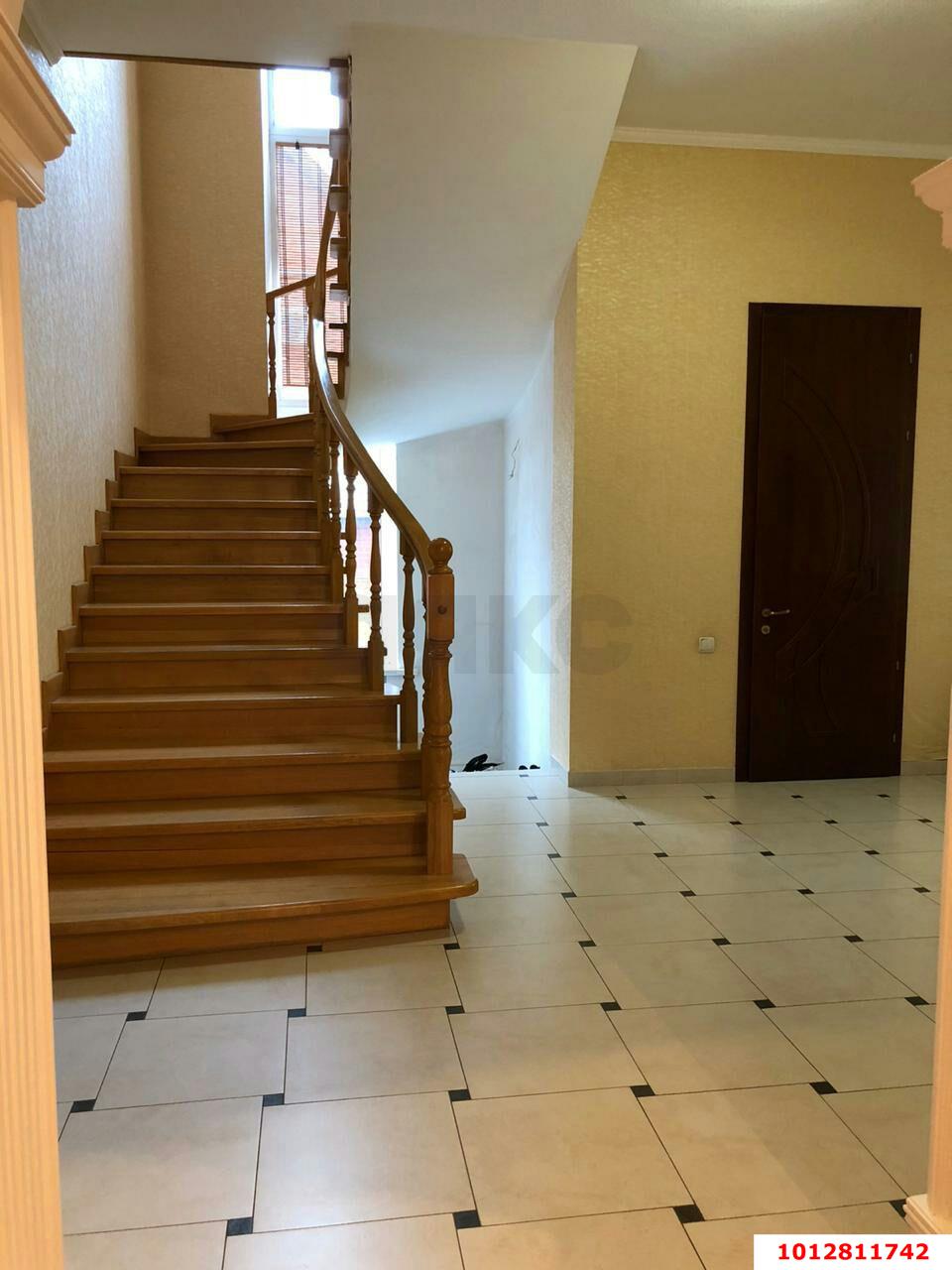 Фото №1: Дом 341 м² + 8 сот. - Краснодар, Прикубанский внутригородской округ, мкр. Новый, ул. М.Д. Скобелева, 42