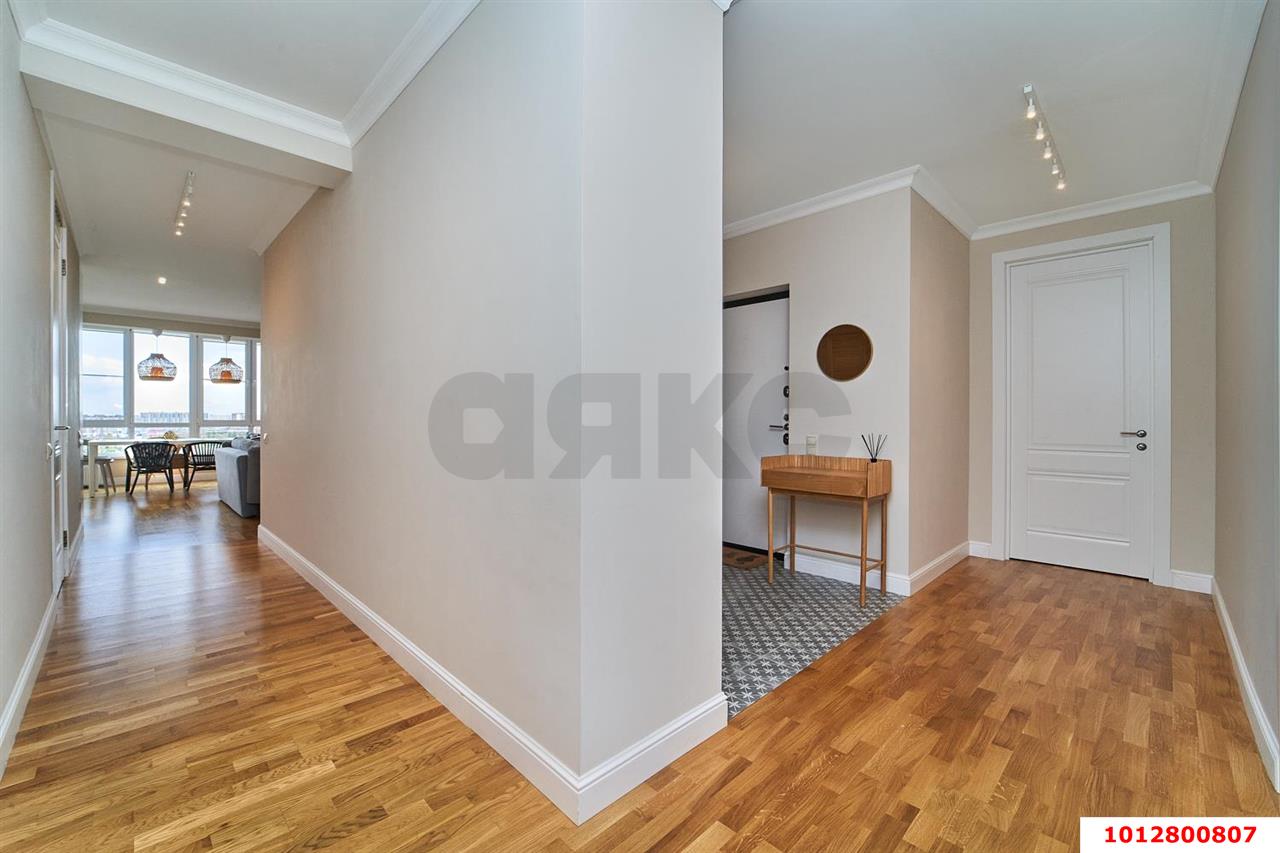 Фото №7: 3-комнатная квартира 114 м² - Краснодар, Прикубанский внутригородской округ, 2-я Площадка, мкр. жилой комплекс Кремлёвские Ворота, ул. Кореновская, 2к2