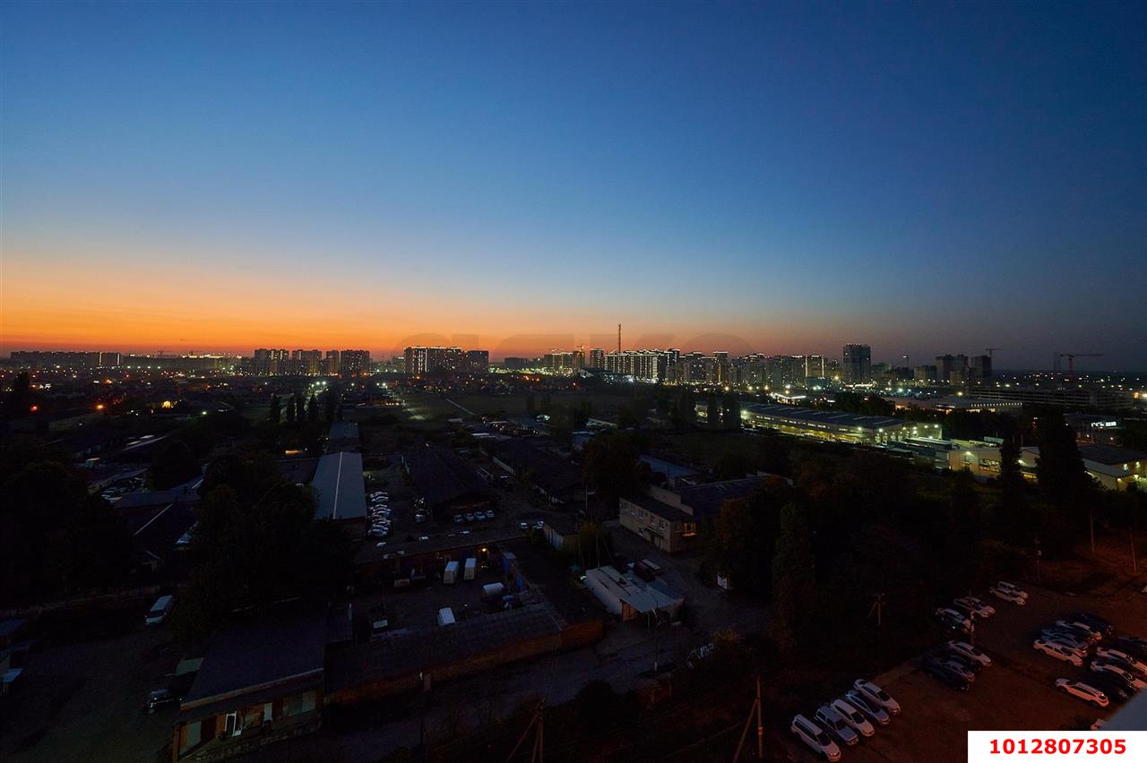 Фото №18: 3-комнатная квартира 90 м² - Краснодар, имени Маршала Жукова, ул. Александра Покрышкина, 2/1