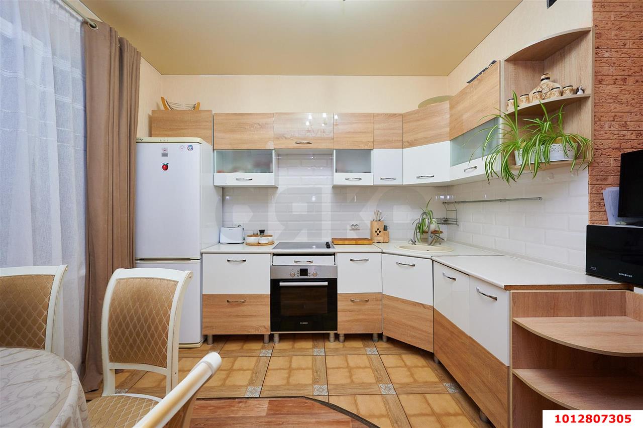 Фото №7: 3-комнатная квартира 90 м² - Краснодар, имени Маршала Жукова, ул. Александра Покрышкина, 2/1