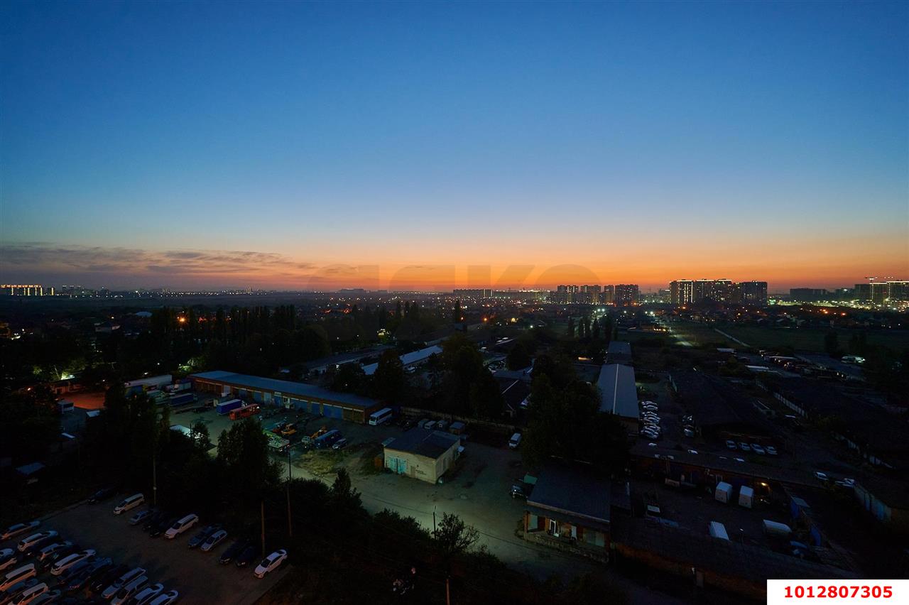 Фото №19: 3-комнатная квартира 90 м² - Краснодар, имени Маршала Жукова, ул. Александра Покрышкина, 2/1