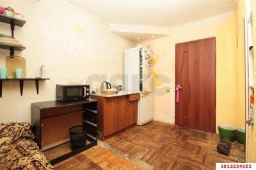 Фото №3: 4-комнатная квартира 60 м² - Краснодар, мкр. Московский, ул. Карякина, 18