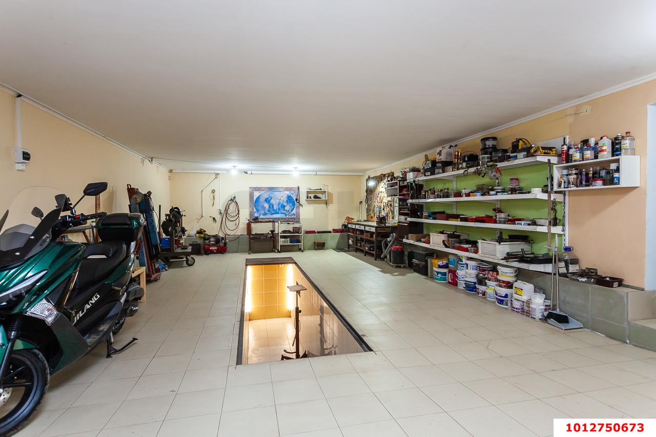 Фото №44: Дом 304 м² + 9.9 сот. - Краснодар, Сады Калинина, ул. Семёновская, 98