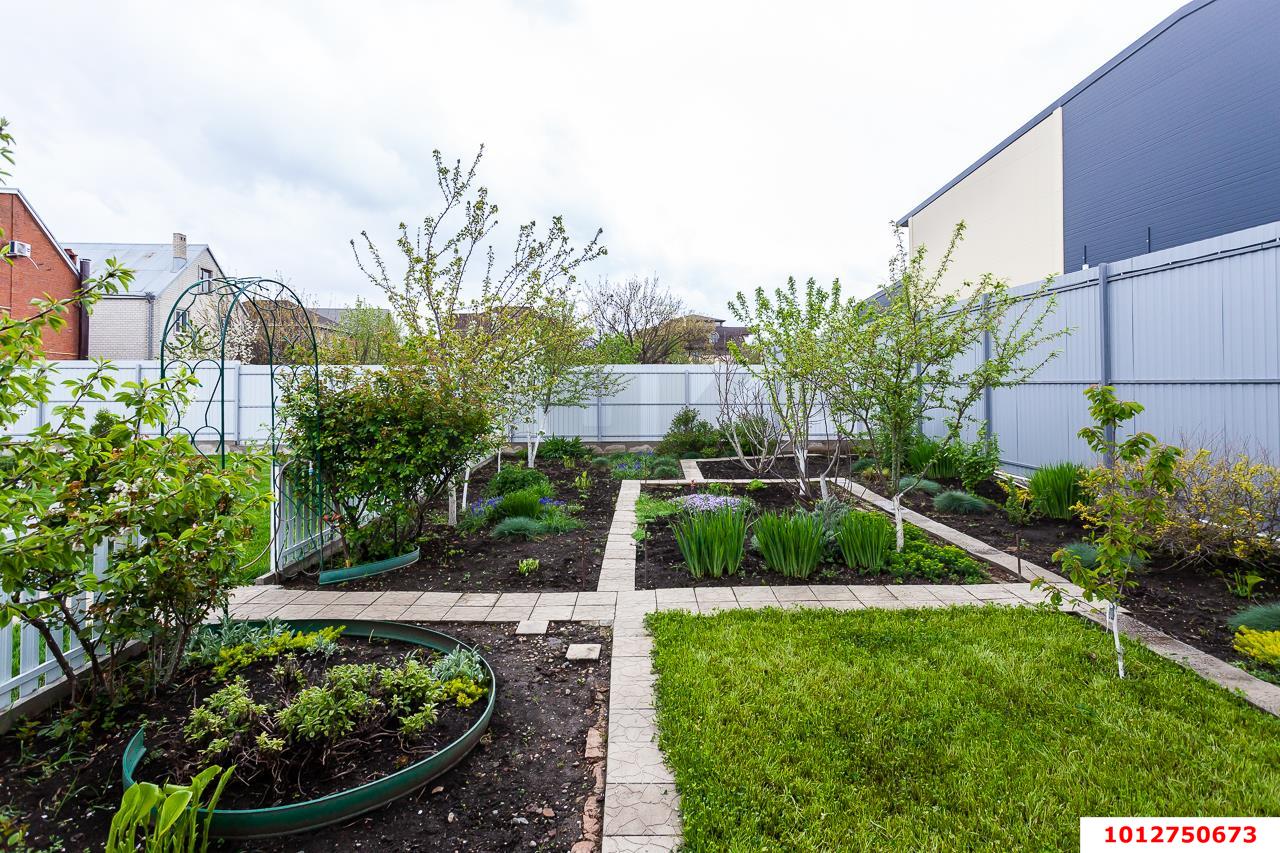 Фото №46: Дом 304 м² + 9.9 сот. - Краснодар, Сады Калинина, ул. Семёновская, 98