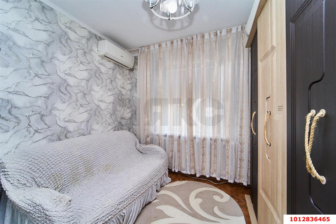 Фото №9: 3-комнатная квартира 68 м² - Краснодар, Центральный внутригородской округ, Покровка, мкр. Центральный, ул. Володарского, 10А