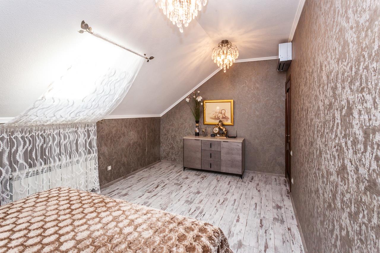 Фото №7: Дом 213 м² + 4 сот. - Яблоновский, ул. Горького, 46