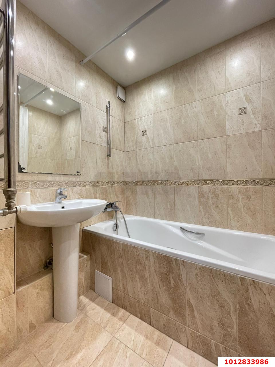 Фото №11: 2-комнатная квартира 65 м² - Краснодар, Прикубанский внутригородской округ, мкр. Краевая Клиническая Больница, ул. Черкасская, 53