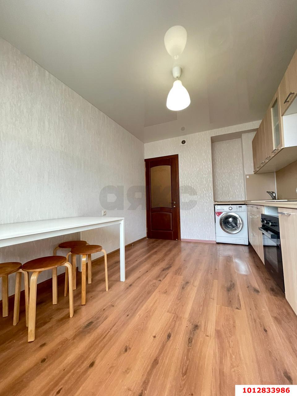 Фото №5: 2-комнатная квартира 65 м² - Краснодар, Краевая Клиническая Больница, ул. Черкасская, 53