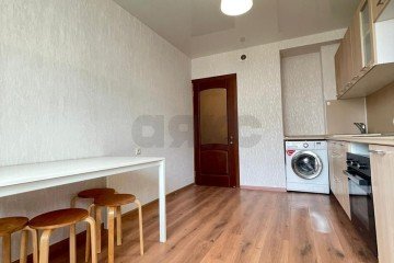 Фото №5: 2-комнатная квартира 64 м² - Краснодар, мкр. Краевая Клиническая Больница, ул. Черкасская, 53