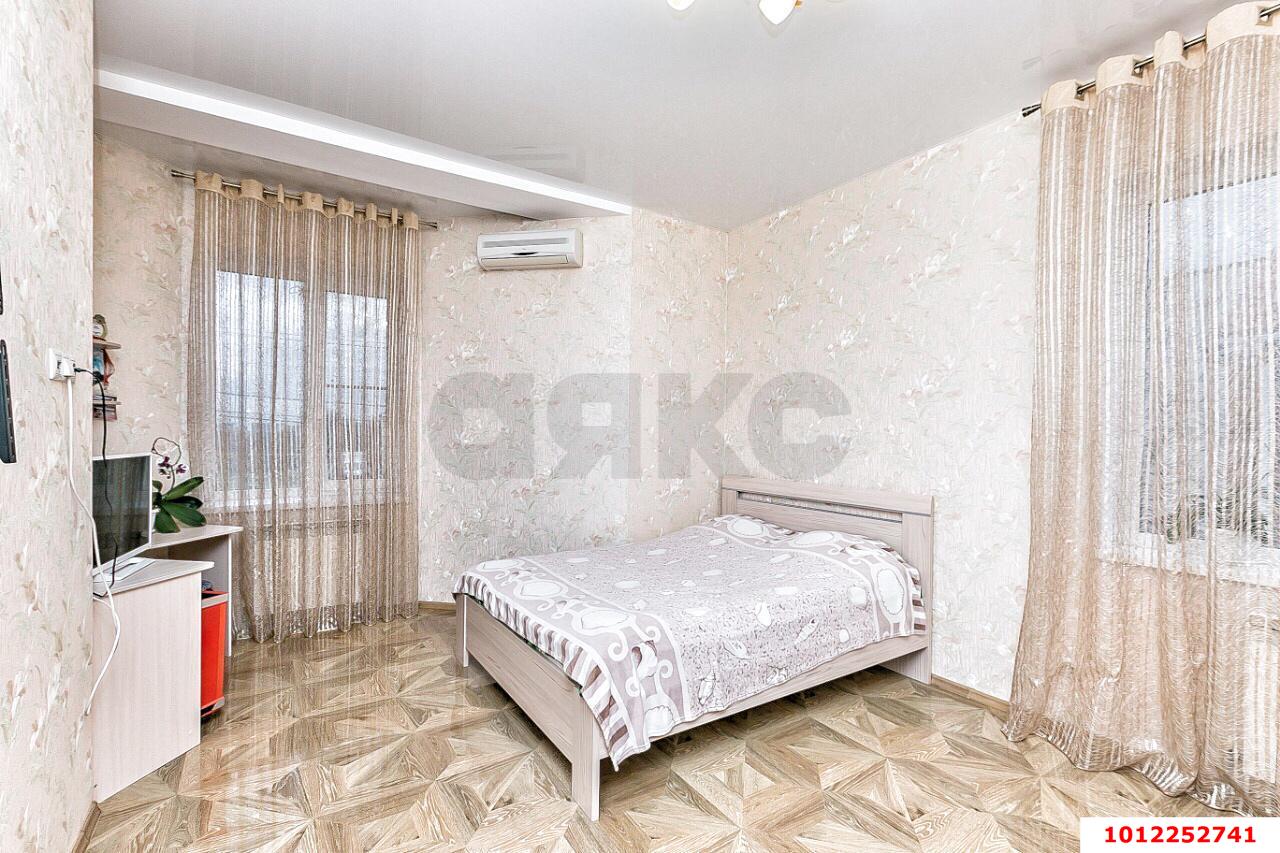 Фото №2: Дом 215 м² + 5 сот. - Краснодар, Сады Калинина, ул. Средняя, 27