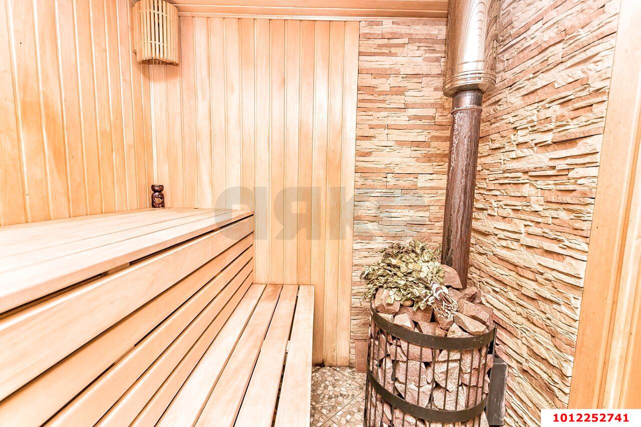 Фото №10: Дом 215 м² + 5 сот. - Краснодар, Сады Калинина, ул. Средняя, 27