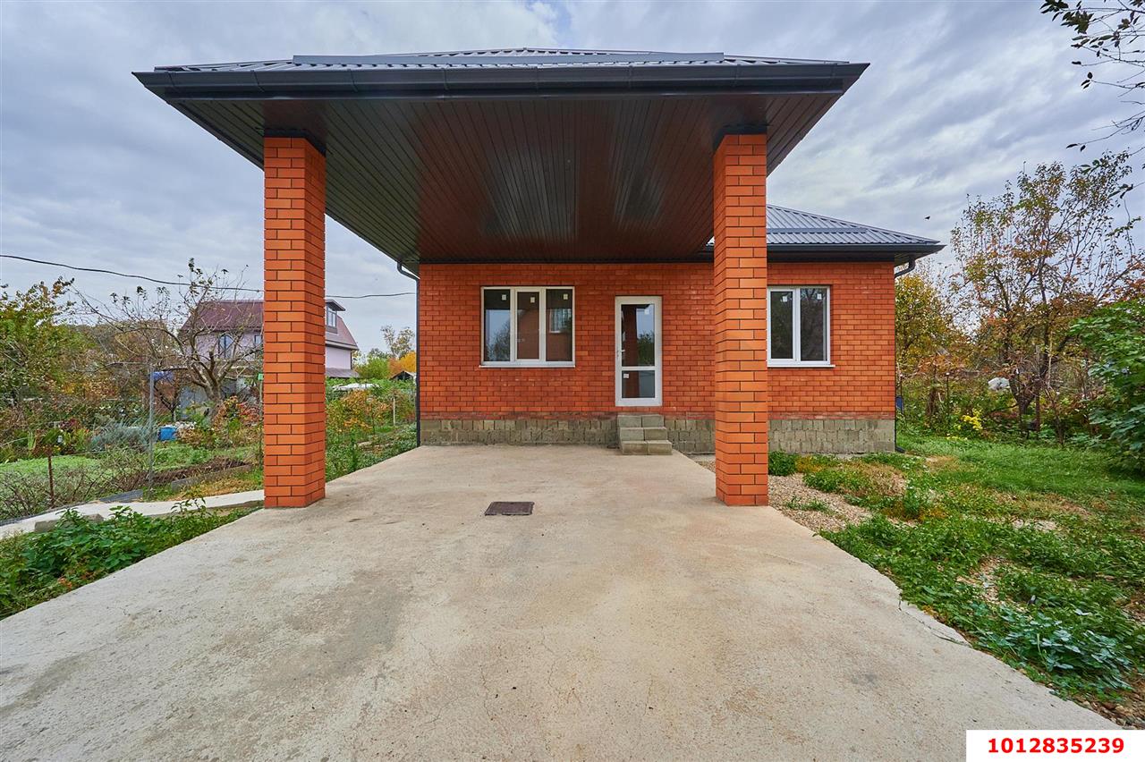 Фото №1: Дом 100 м² + 4 сот. - Ленина, Карасунский внутригородской округ, снт Белая Чайка, ул. Клубничная, 9