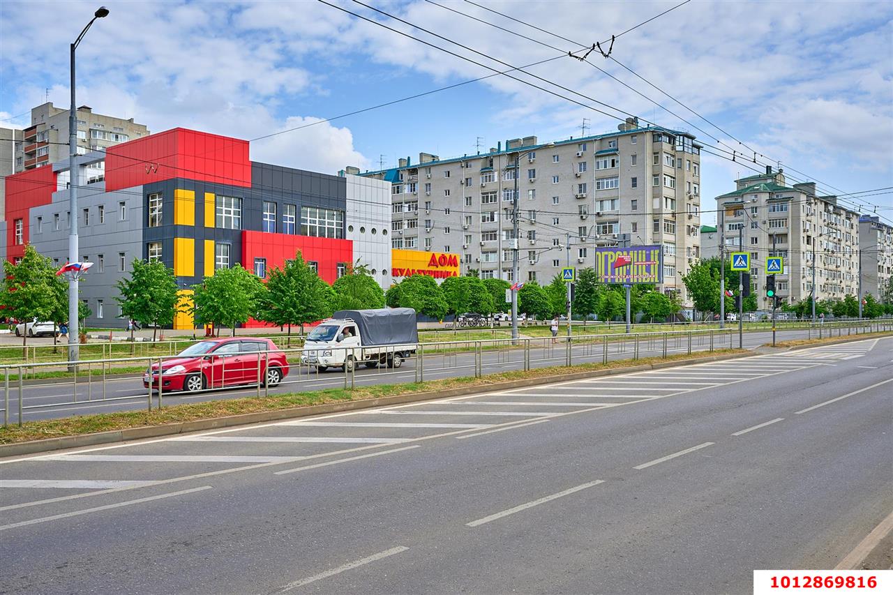 Фото №9: Торговое помещение 36 м² - Краснодар, Краевая Клиническая Больница, ул. Восточно-Кругликовская, 63