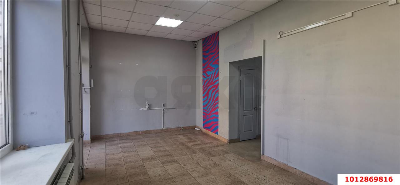 Фото №5: Торговое помещение 35 м² - Краснодар, Прикубанский внутригородской округ, мкр. Краевая Клиническая Больница, ул. Восточно-Кругликовская, 63