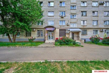 Фото №1: Торговое помещение 36 м² - Краснодар, мкр. Краевая Клиническая Больница, ул. Восточно-Кругликовская, 63