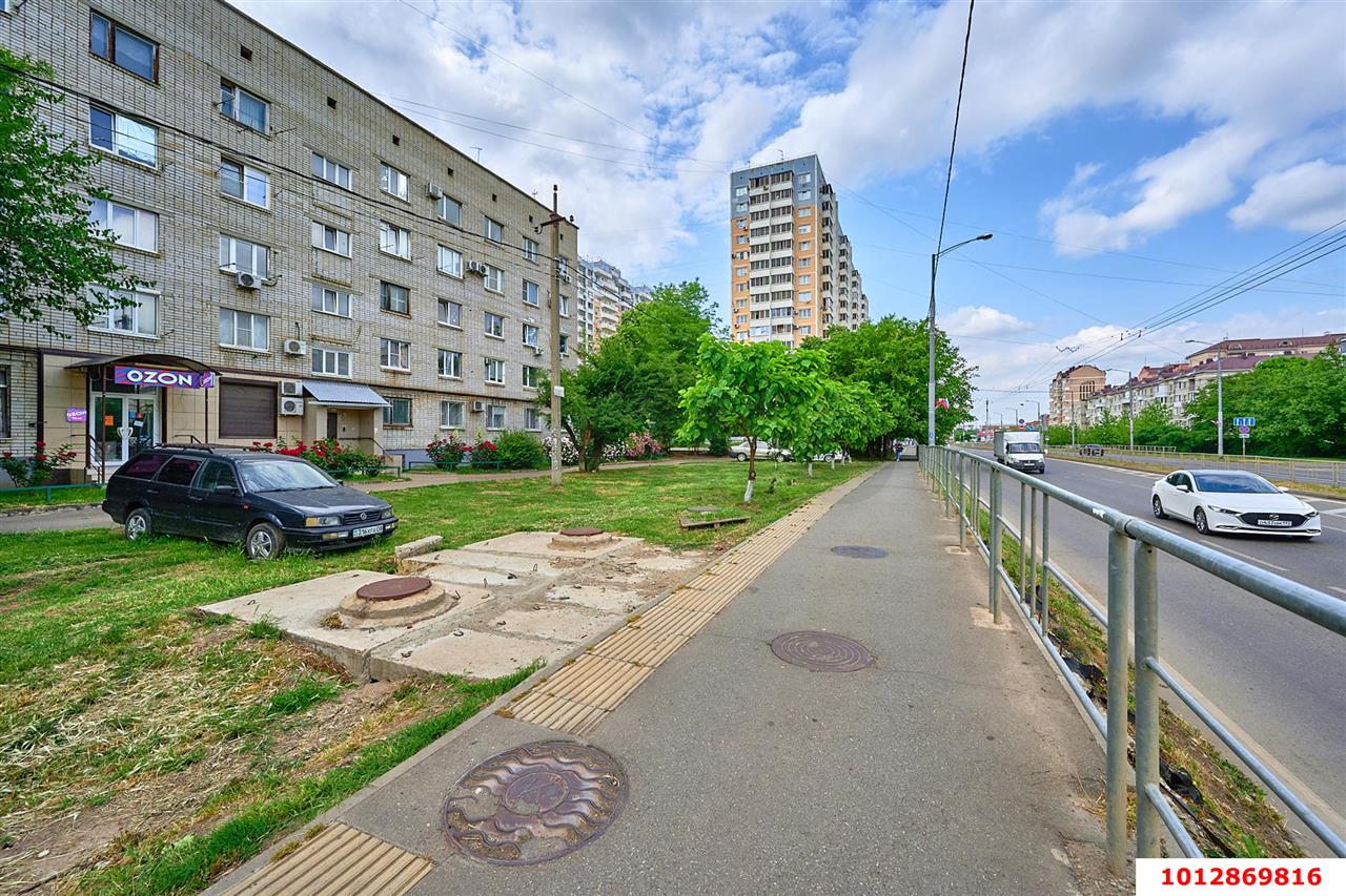 Фото №6: Торговое помещение 36 м² - Краснодар, Краевая Клиническая Больница, ул. Восточно-Кругликовская, 63