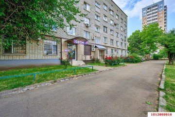 Фото №2: Торговое помещение 36 м² - Краснодар, мкр. Краевая Клиническая Больница, ул. Восточно-Кругликовская, 63