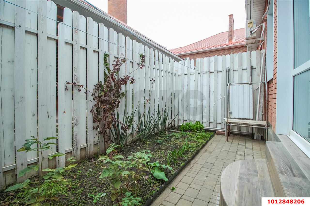 Фото №3: Дом 120 м² + 1.5 сот. - Краснодар, Прикубанский внутригородской округ, Россинского, п. коттеджный  Австрия, ул. Командорская, 2к36