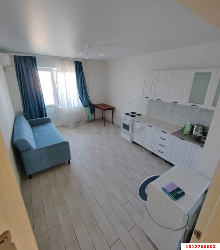 Фото №1: 1-комнатная квартира 50 м² - Краснодар, жилой комплекс Квартал № 6, ул. имени Героя Советского Союза Якова Кобзаря, 3