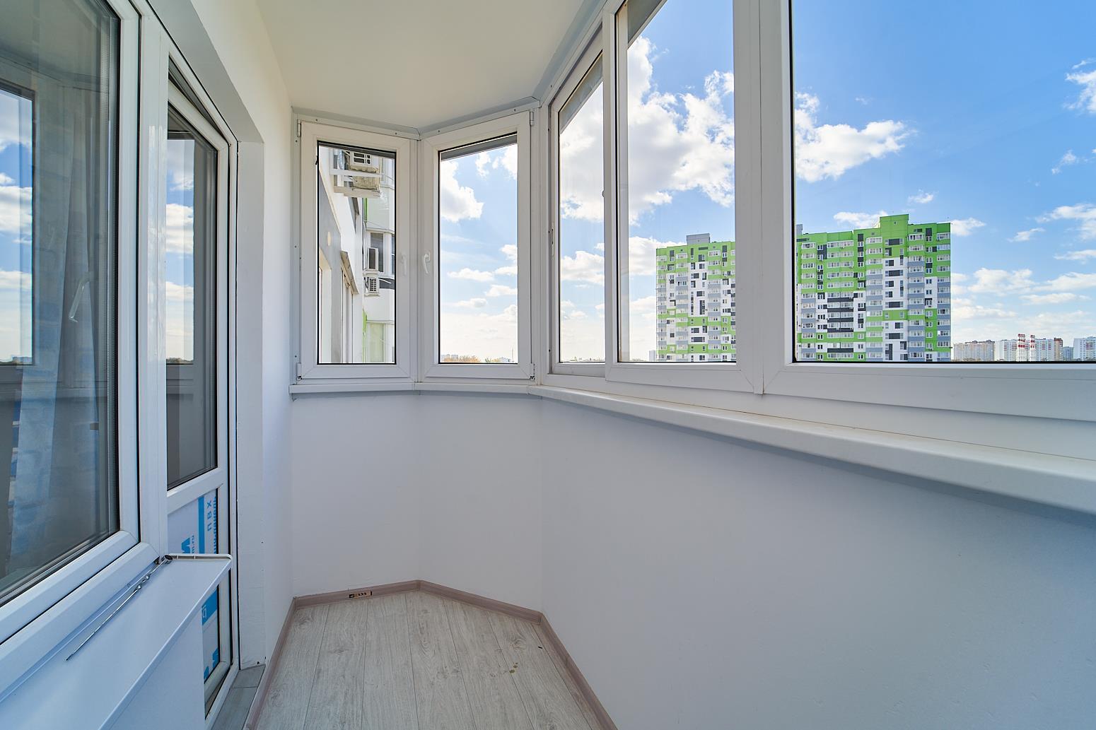 Фото №7: 2-комнатная квартира 55 м² - Краснодар, Прикубанский внутригородской округ, Восточный, мкр. жилой комплекс Квартал № 6, ул. имени Героя Советского Союза Николая Воробьёва, 11