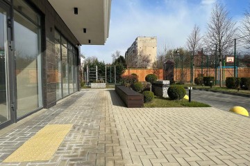 Фото №3: Торговое помещение 144 м² - Краснодар, мкр. Центральный, ул. Чкалова, 8