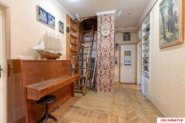 Фото №1: 3-комнатная квартира 155 м² - Краснодар, мкр. Центральный, ул. Красная, 84