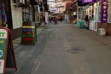 Фото №4: Торговое помещение 13 м² - Краснодар, мкр. Юбилейный, пр-кт Чекистов, 17