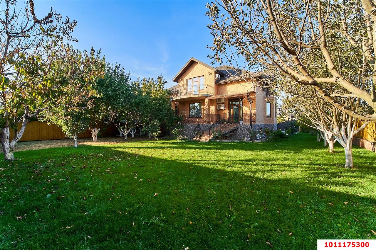 Фото №5: Дом 451 м² + 10 сот. - Краснодар, Прикубанский внутригородской округ, мкр. 2-я Площадка, ул. Генерала Мищенко, 30/2