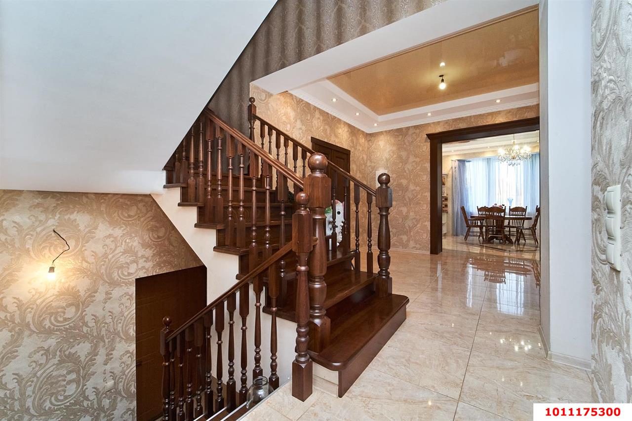 Фото №23: Дом 451 м² + 10 сот. - Краснодар, Прикубанский внутригородской округ, мкр. 2-я Площадка, ул. Генерала Мищенко, 30/2