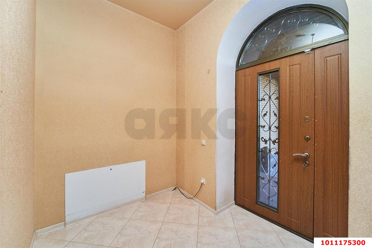 Фото №28: Дом 451 м² + 10 сот. - Краснодар, Прикубанский внутригородской округ, мкр. 2-я Площадка, ул. Генерала Мищенко, 30/2