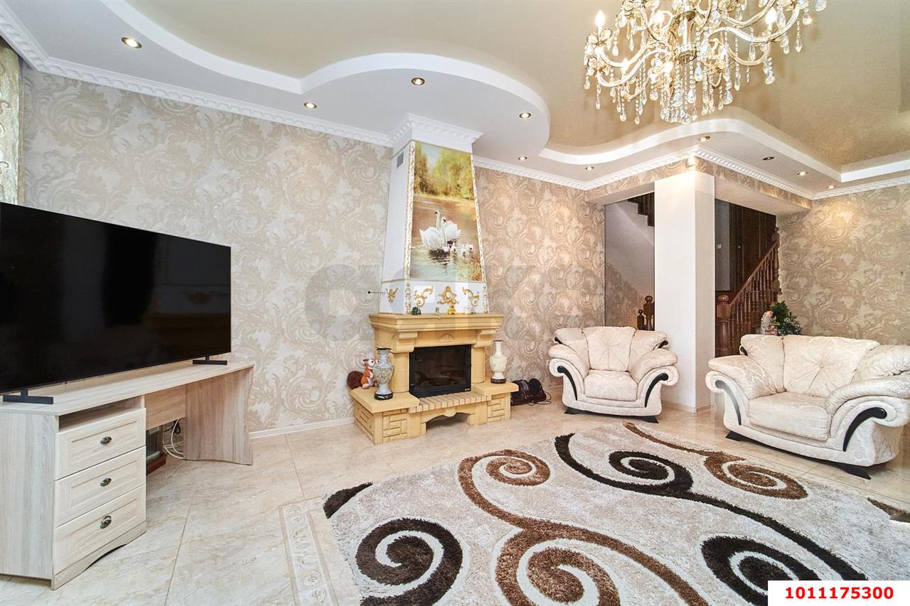 Фото №11: Дом 451 м² + 10 сот. - Краснодар, Прикубанский внутригородской округ, мкр. 2-я Площадка, ул. Генерала Мищенко, 30/2