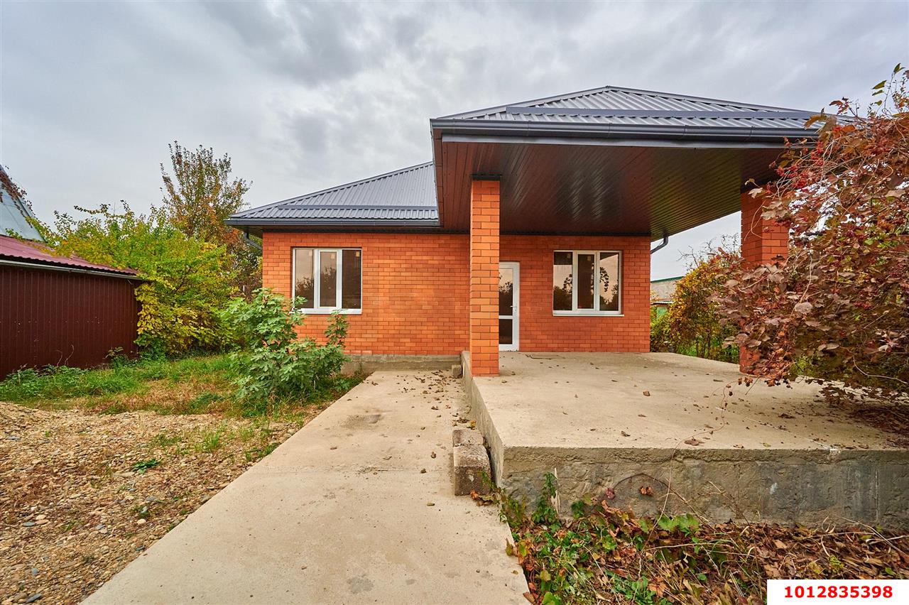 Фото №1: Дом 100 м² + 4 сот. - Ленина, Карасунский внутригородской округ, ст Юбилейное, ул. Солнечная, 14