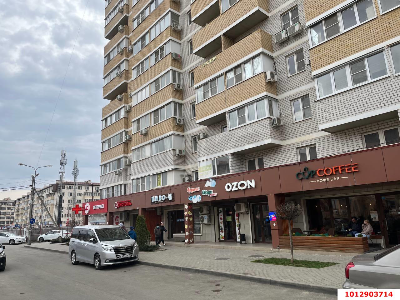 Фото №3: Торговое помещение 79 м² - Краснодар, жилой комплекс Светлый, ул. Московская, 144/2