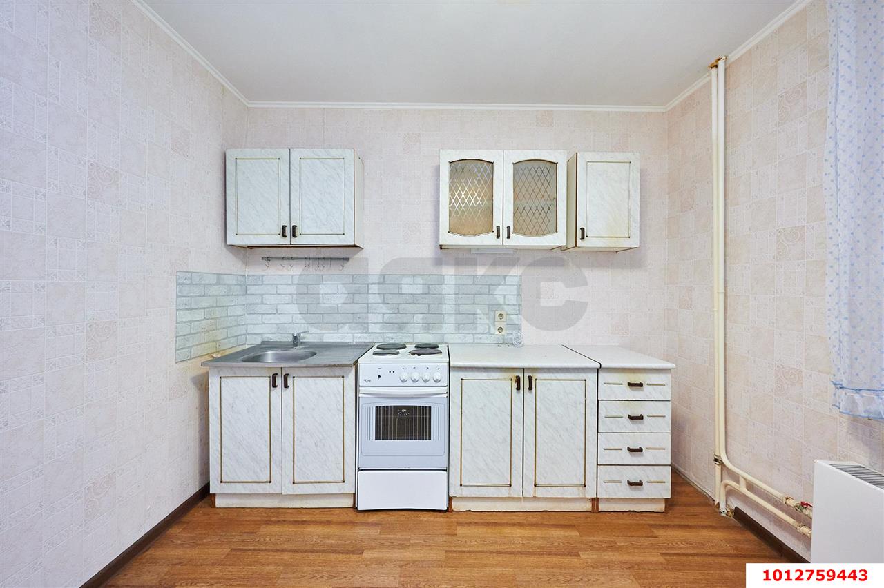 Фото №3: 2-комнатная квартира <span class="whitespace-nowrap">65 м²</span>, <span class="whitespace-nowrap">1/16 эт.</span> - Краснодар, Прикубанский внутригородской округ, мкр. Репино, пр-д Репина