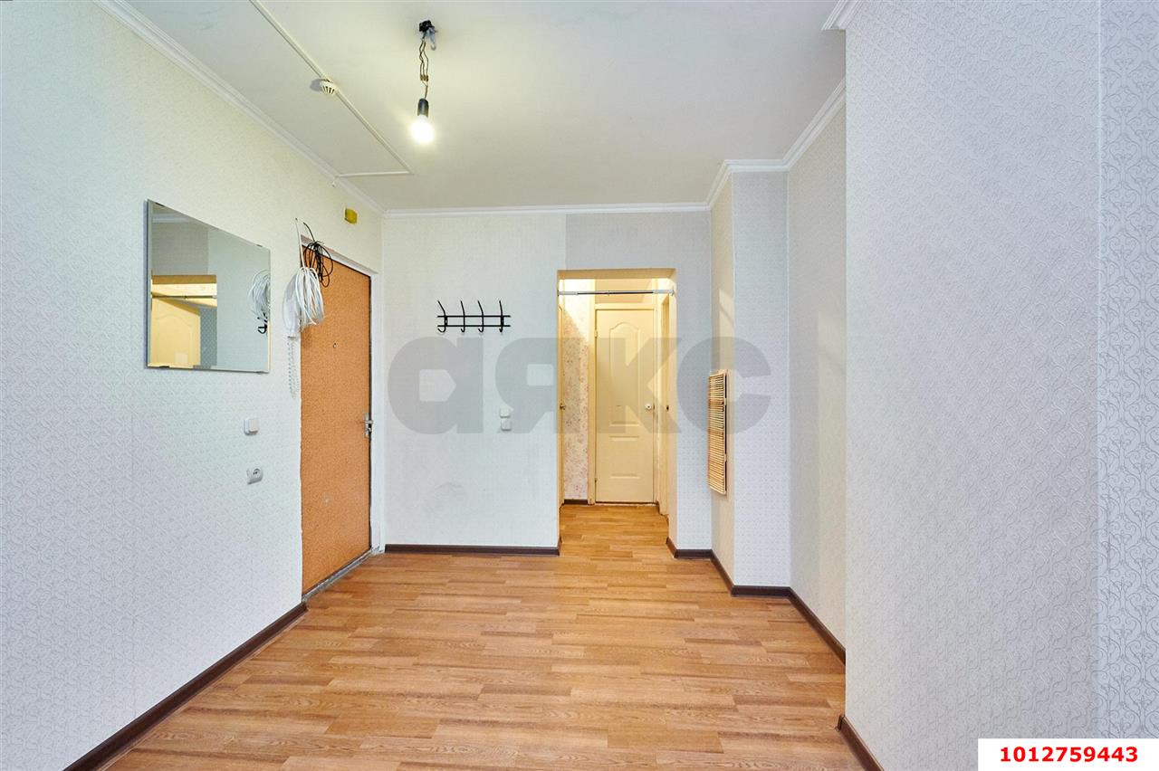 Фото №8: 2-комнатная квартира <span class="whitespace-nowrap">65 м²</span>, <span class="whitespace-nowrap">1/16 эт.</span> - Краснодар, Прикубанский внутригородской округ, мкр. Репино, пр-д Репина