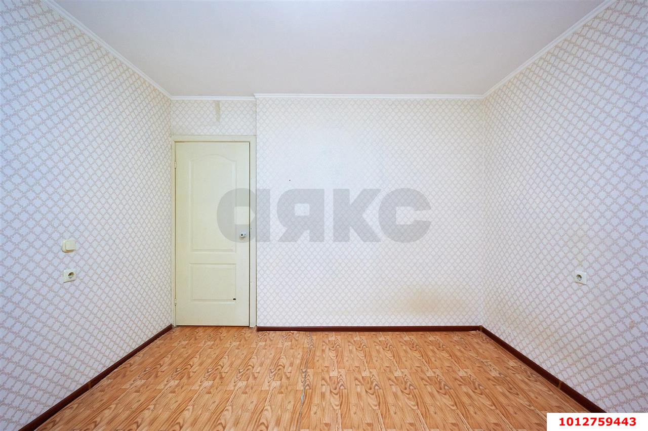 Фото №6: 2-комнатная квартира <span class="whitespace-nowrap">65 м²</span>, <span class="whitespace-nowrap">1/16 эт.</span> - Краснодар, Прикубанский внутригородской округ, мкр. Репино, пр-д Репина