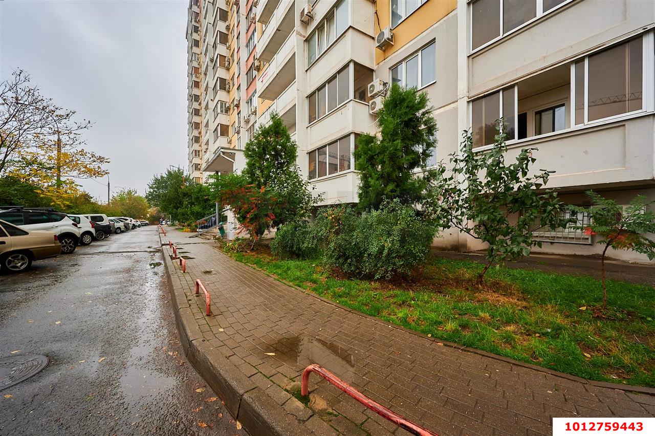 Фото №9: 2-комнатная квартира <span class="whitespace-nowrap">65 м²</span>, <span class="whitespace-nowrap">1/16 эт.</span> - Краснодар, Прикубанский внутригородской округ, мкр. Репино, пр-д Репина