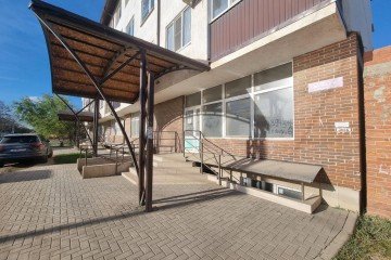 Фото №2: Торговое помещение 124 м² - Краснодар, мкр. Отделение № 1 ОПХ Колос, ул. Цветная, 41