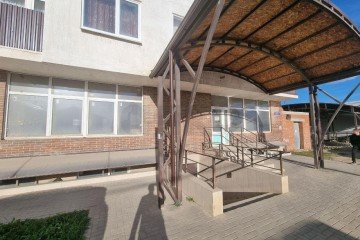 Фото №3: Торговое помещение 124 м² - Краснодар, мкр. Отделение № 1 ОПХ Колос, ул. Цветная, 41